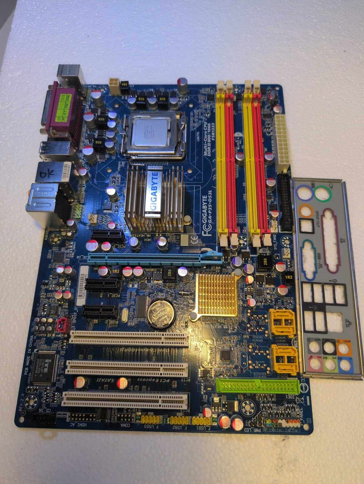 🎸 Gigabyte GA-P35-DS3L LGA775 Motherboard with Intel Core 2 Duo E6750 CPU