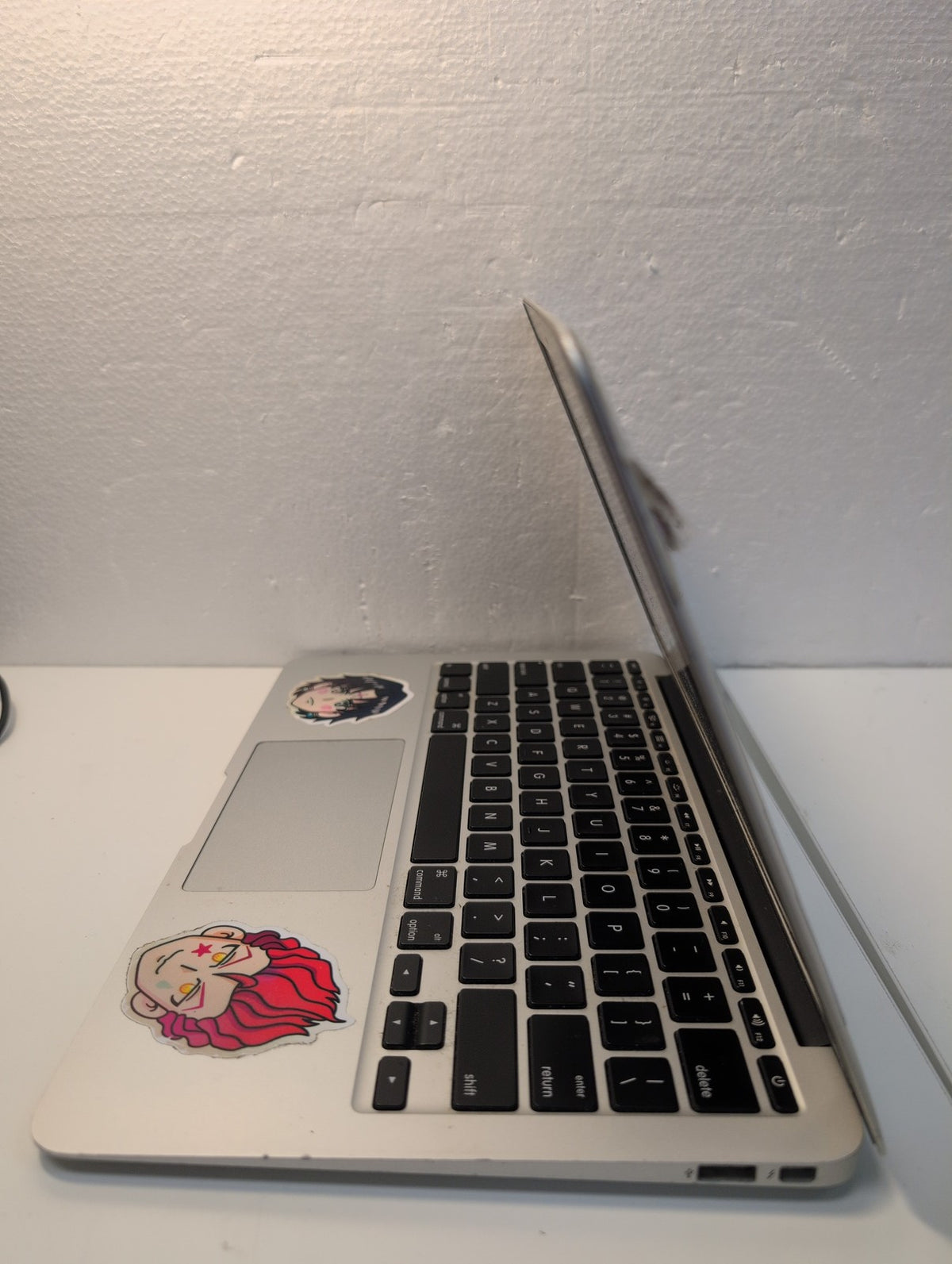 Apple MacBook Air A1465 11-inch 2015 1.6GHz Core i5 4GB 128GB SSD (NO AC) -