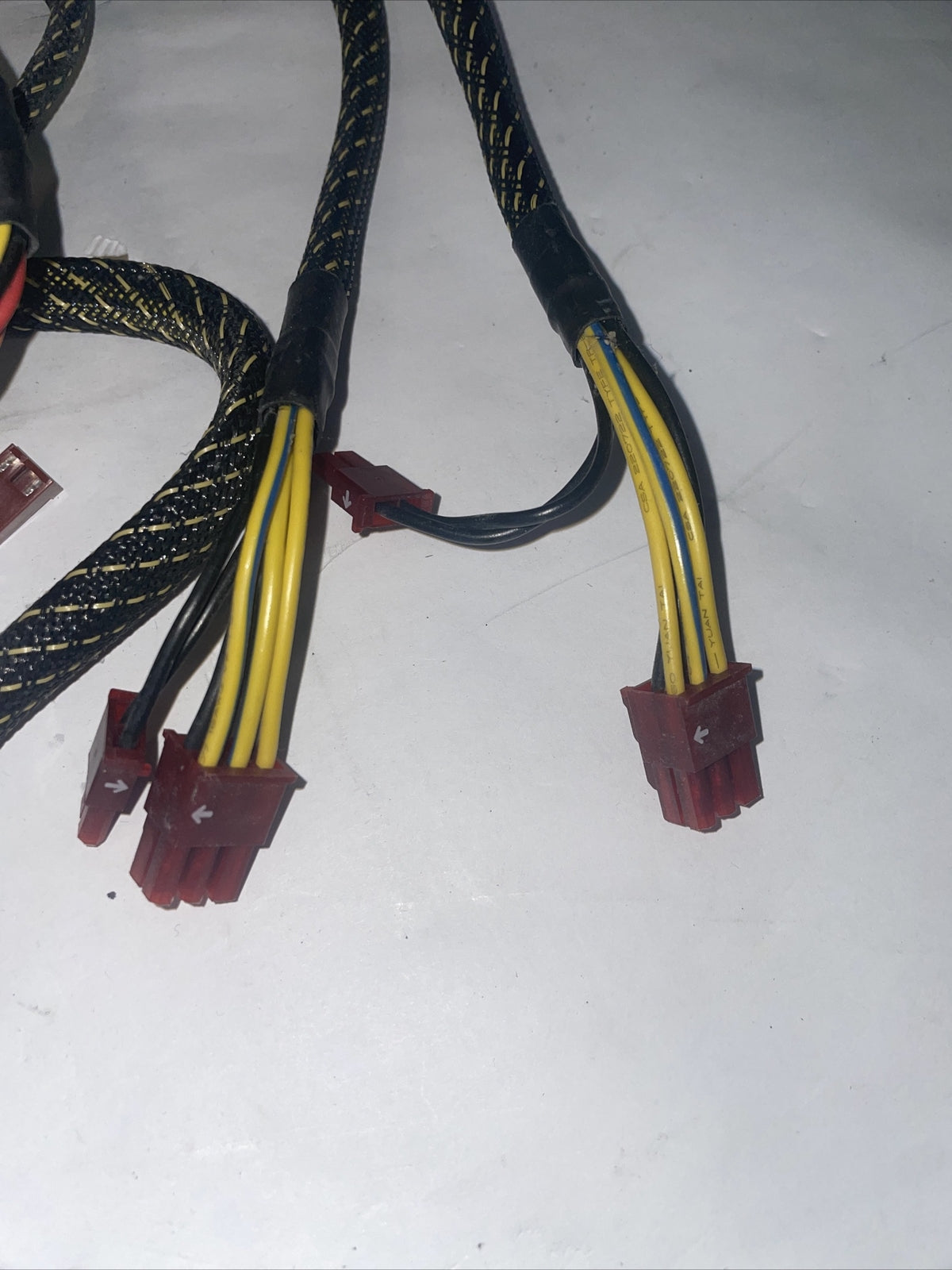 ENERMAX REVOLUTION 85+ ERV1050EWT 1050W POWER SUPPLY