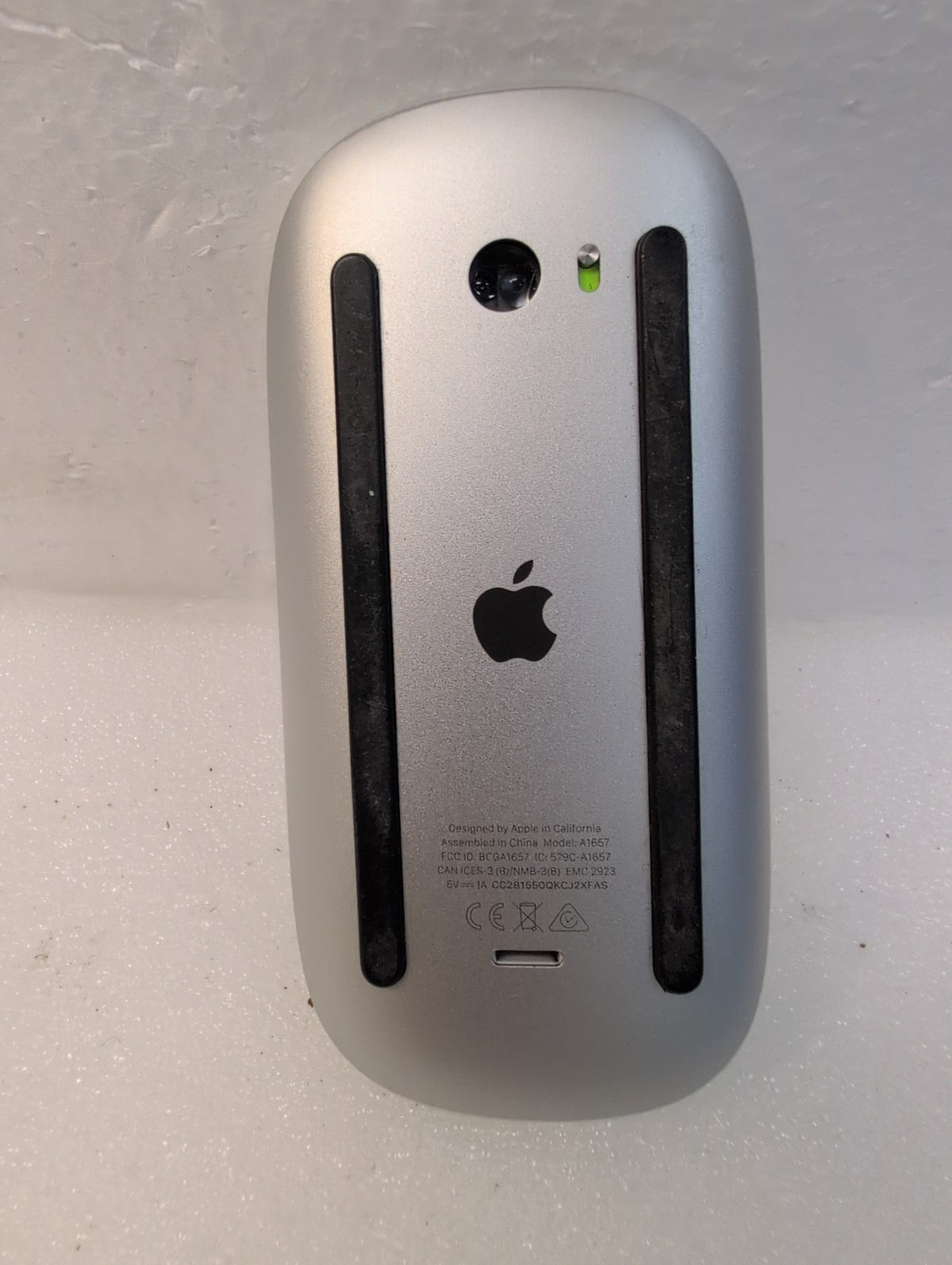 🎸 Apple Magic Mouse 2 A1657 White/Silver Bluetooth Wireless - Battery Dead