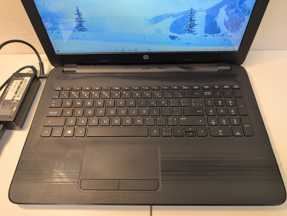 🎸 HP 15 Notebook 15.6in TOUCH LAPTOP AMD A8-7410 8GB RAM 1TB HDD Win10