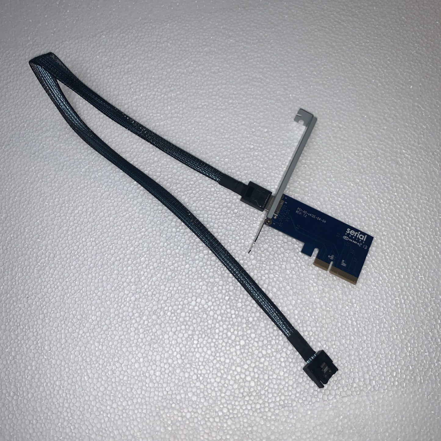 PCIe Gen4 x4 Slot to Oculink Passive Adapter + cable