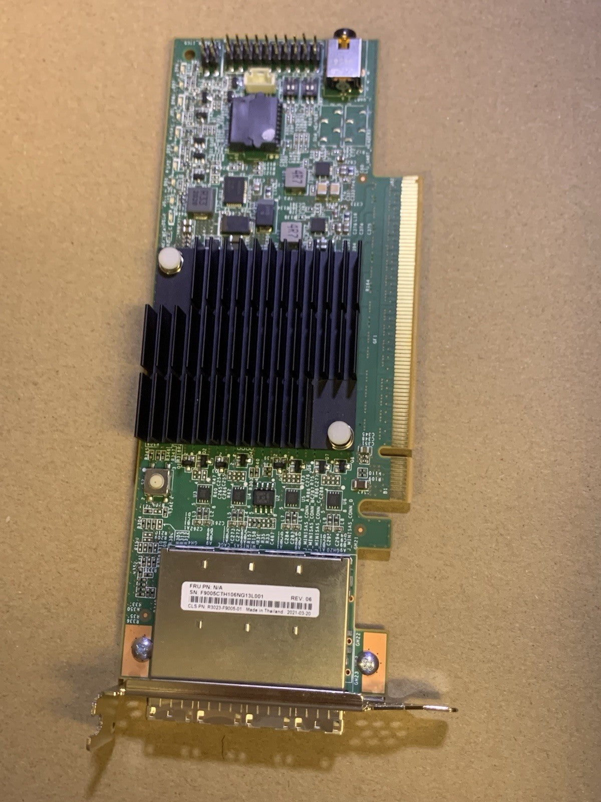SAS3 HBA PCIe 12GB Controller 4-Port Mini-SAS HD SFF-8643 R3023-F9005-01  V.06