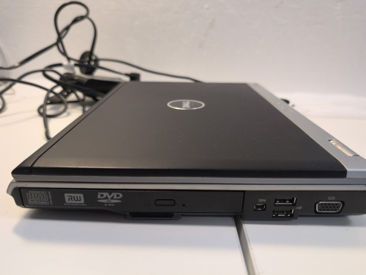🎸 Dell  XPS M1210 12" Laptop INTEL  T2500 CPU/1GB RAM/250GB HDD/WIN XP
