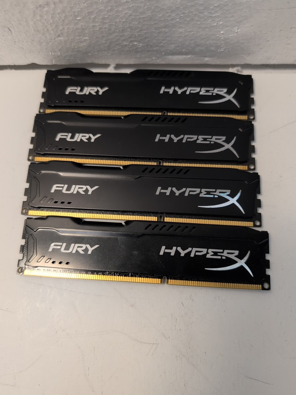 🔥 16GB (4x4GB) Kingston 1866MHz PC3-14900 DDR3 SDRAM Memory (HX318C10FBK2/8) -