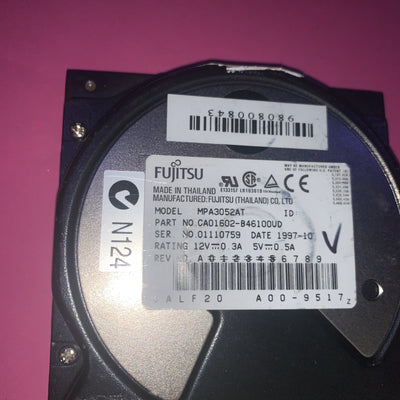 Vintage 5.2GB Fujitsu MPA3052AT 3.5 in. IDE Hard Drive