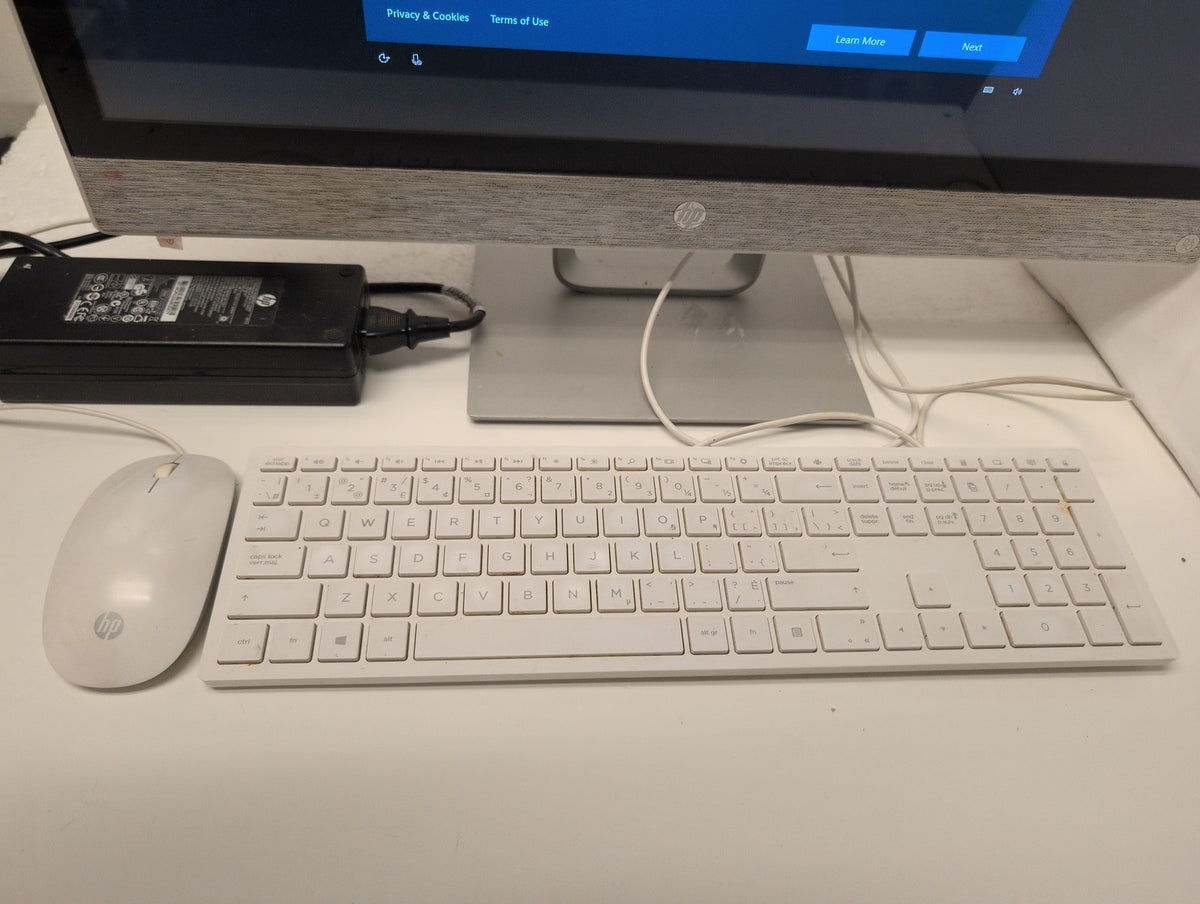 🎸 HP Pavilion 24-r029 24" AIO Desktop, AMD A10-9630P, 8GB RAM, 2TB HDD,Win10