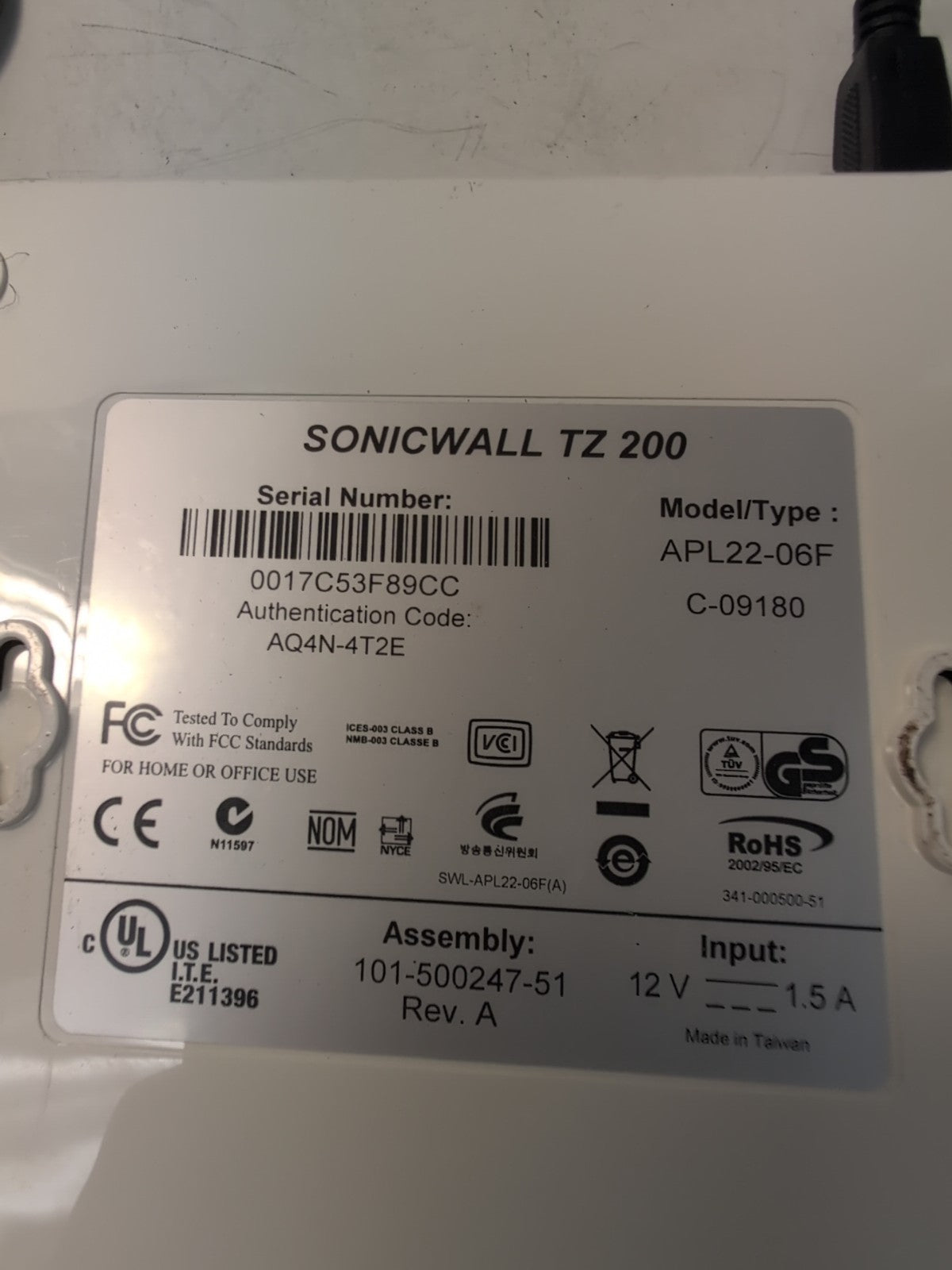 🔥 SonicWall TZ200 Firewall VPN Security Appliance Router APL22-06F  -
