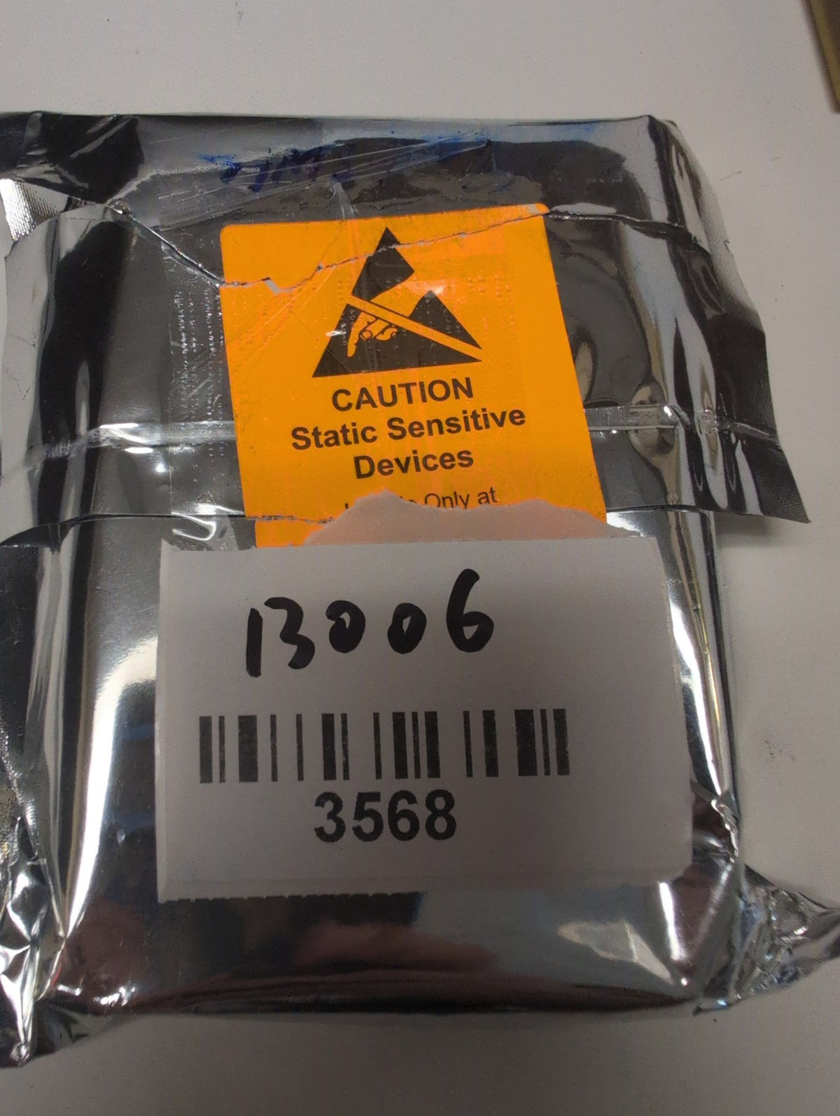 🎸 Unused HPE 600GB 10K SAS 2.5" Server Hard Drive EG0600FCVBK 693569-007 +Caddy
