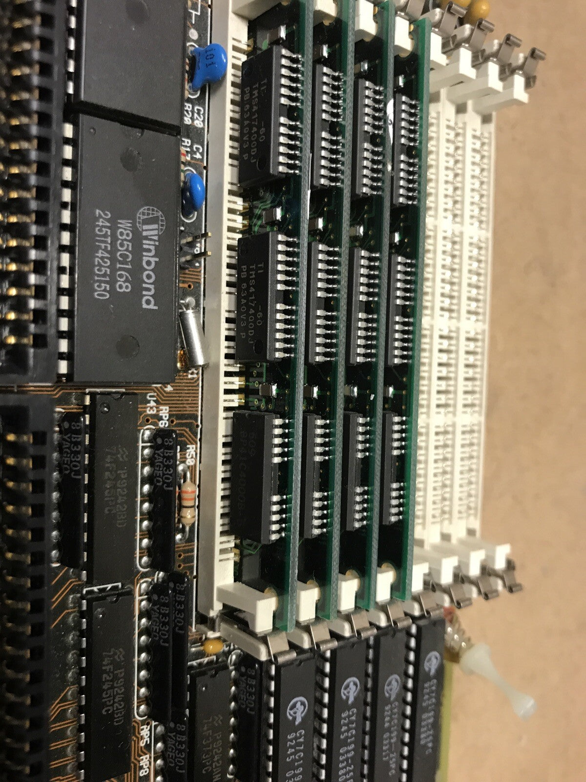 A486SX/DX Motherboard w/ CPU+ memory, AMIBIOS 486DX ISA BIOS