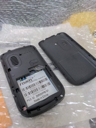 （New, no battery)  Roam Mobility Breeze Dual SIM Cards Travel Phone (unlocked)