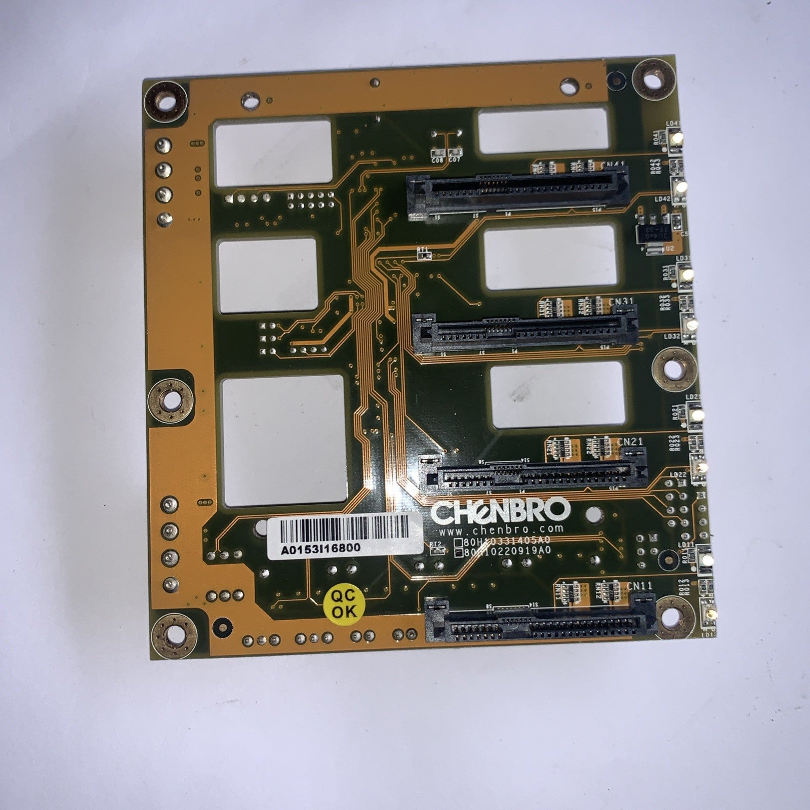 Chenbro 80H10220919A0 Server 4-Port SAS/SATA Backplane Board