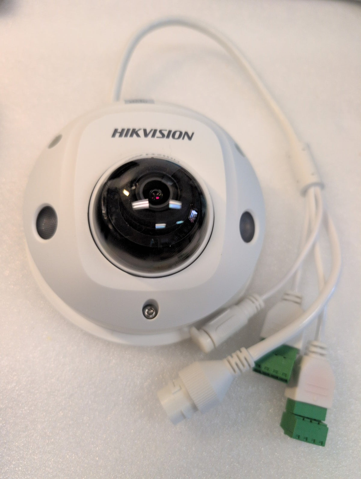 🎸 Hikvision DS-2CD2543G0-IWS 4MP Mini Dome IP Network Camera 4mm Lens