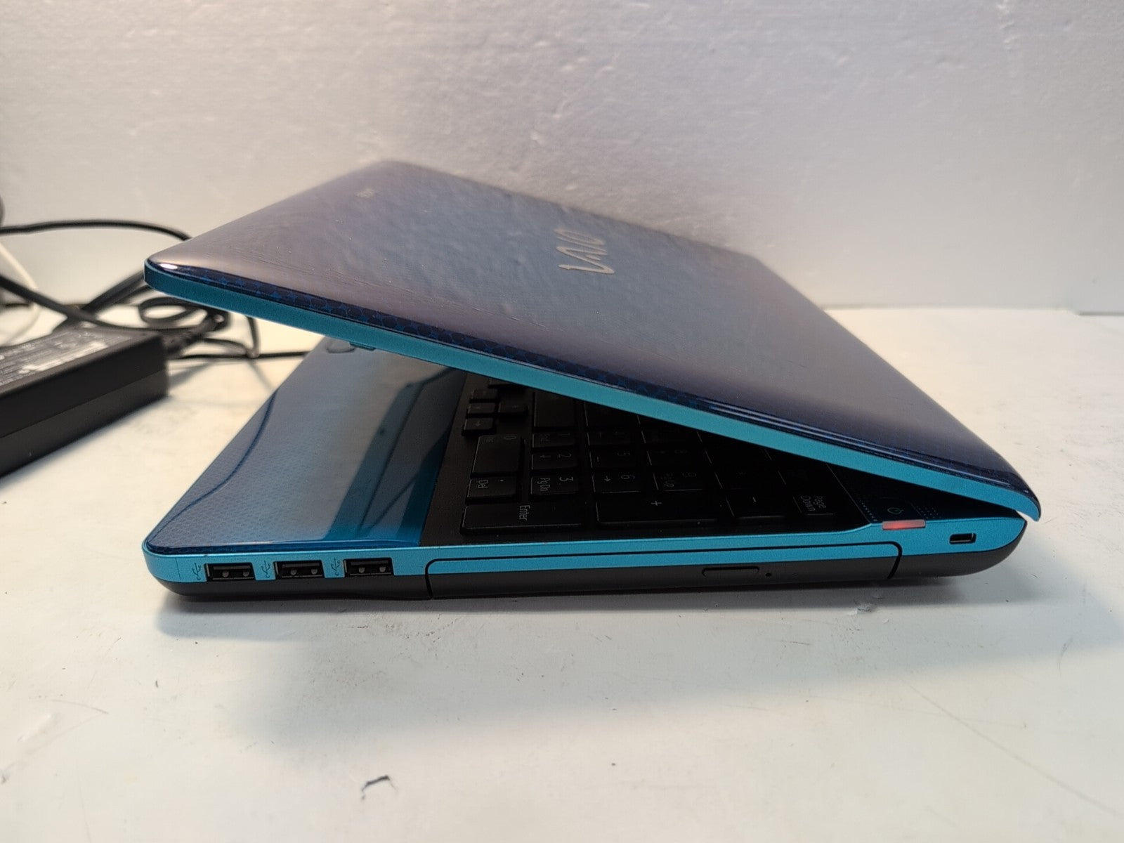 🔥 SONY VAIO PCG-71211L 15.6" LAPTOP i5-M430 CPU/8GB/250GB SSD/ WIN 10 -
