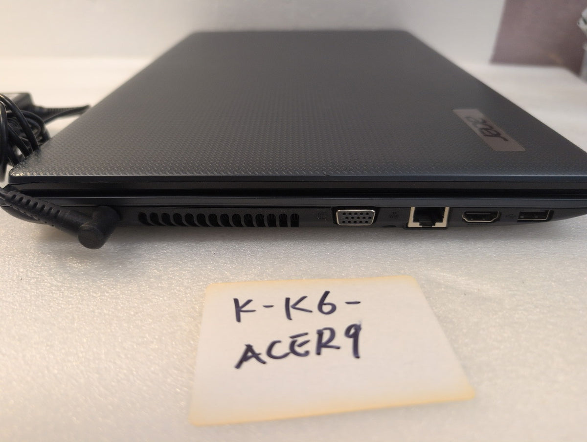🎸 Acer Aspire 5749 15.6" Laptop Pentuim B950 CPU/3GB  /500GB HDD/WIN XP (READ)
