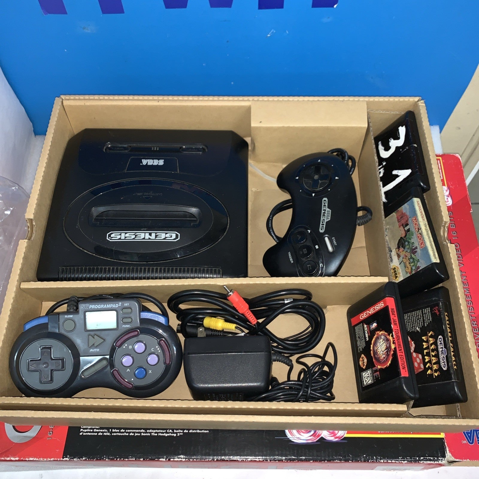 Sega Genesis MK-1631 Console Working 2 Controller 4 Game