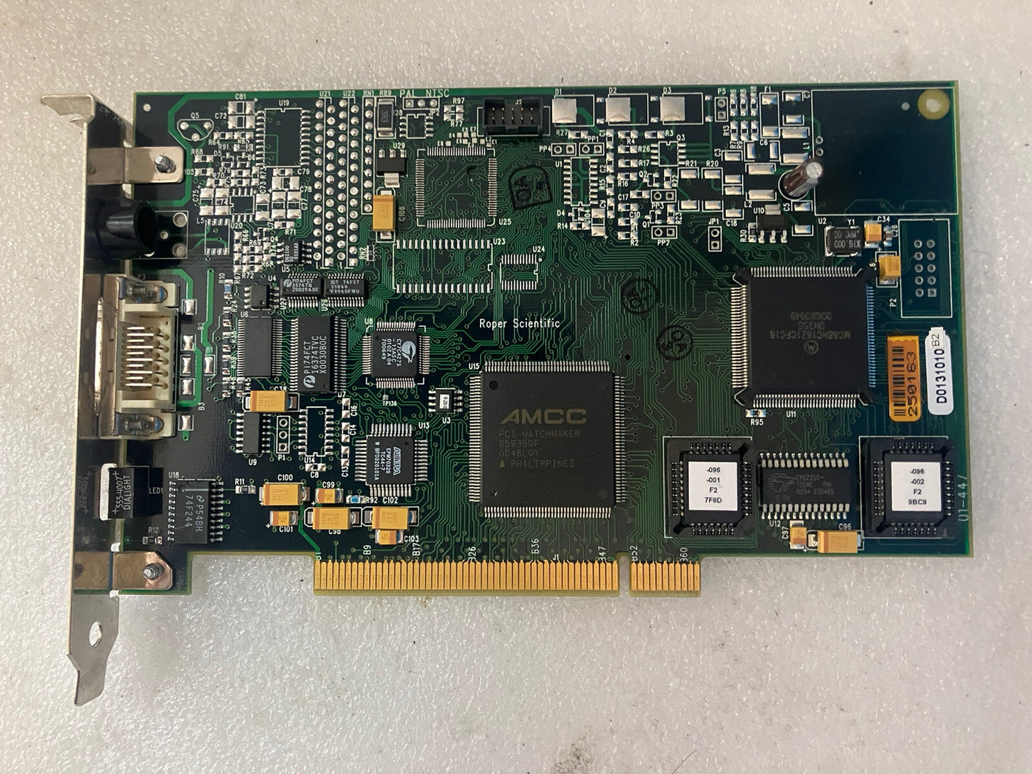 ~ Roper Scientific PCI Interface Board D0131010 B2 250163