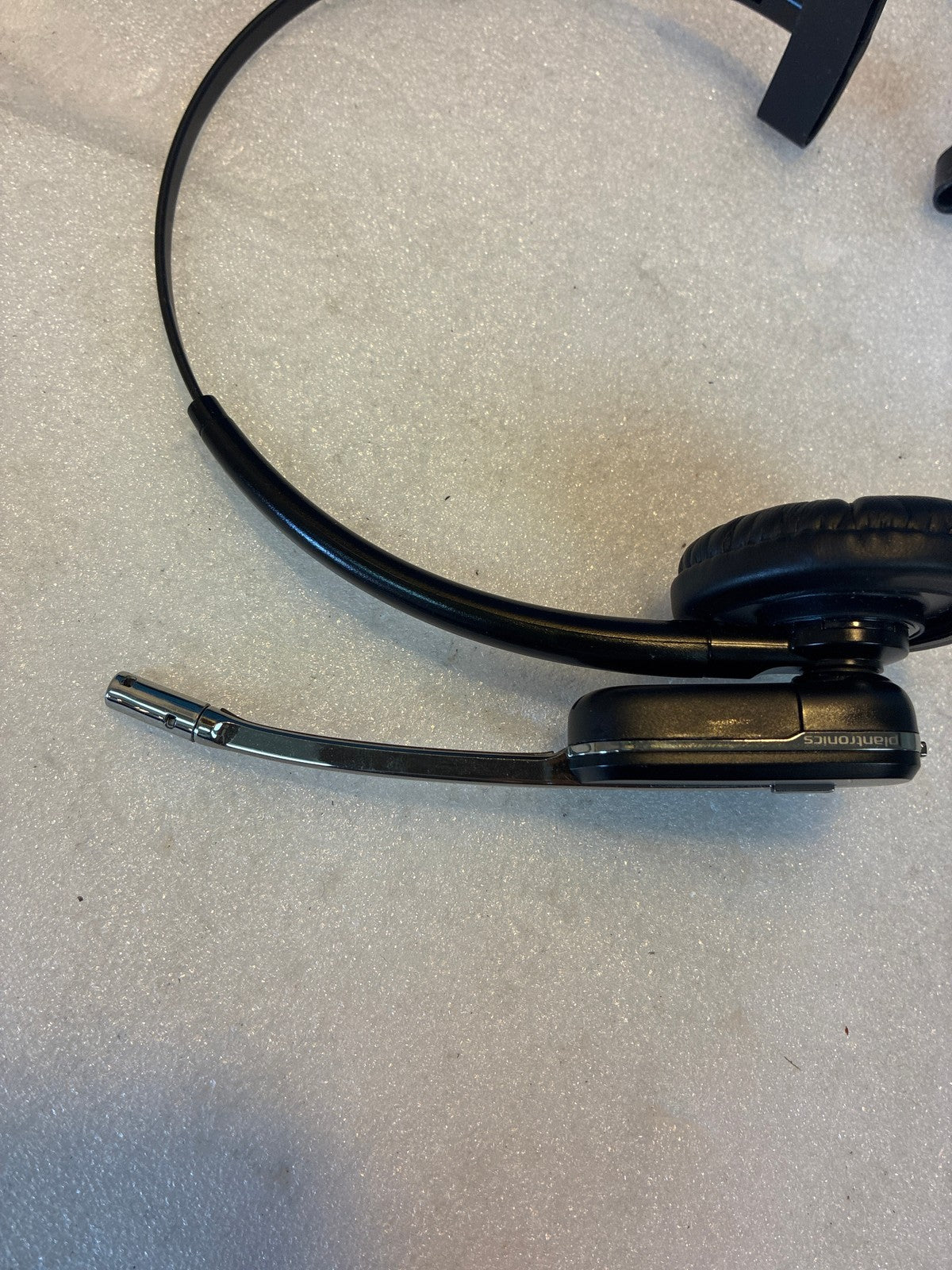 🔥 Plantronics WH500 Wireless Monaural Headset Black Lot of 2