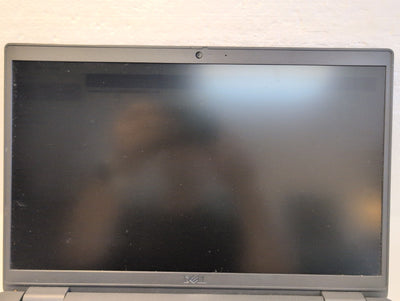 🎸 Dell Latitude 3520 15.6" Laptop i5-1135G7 No RAM/SSD (LCD issue, For Parts)