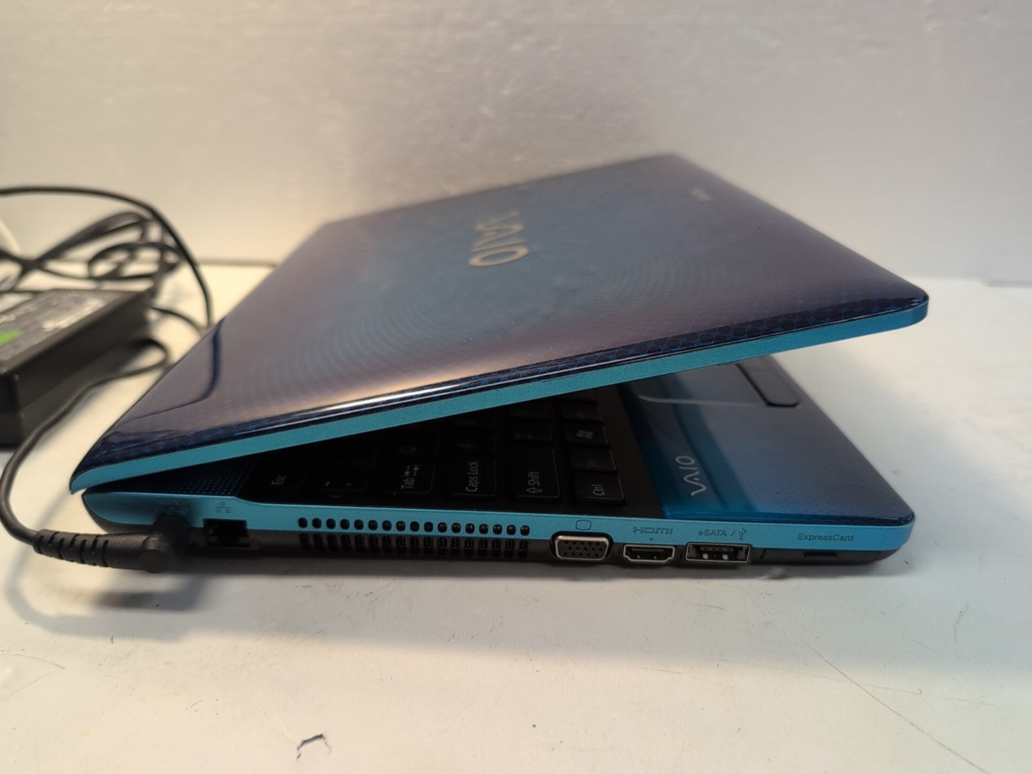 🔥 SONY VAIO PCG-71211L 15.6" LAPTOP i5-M430 CPU/8GB/250GB SSD/ WIN 10 -