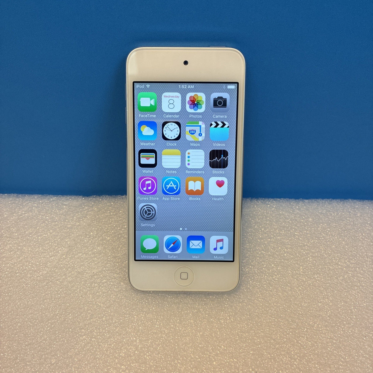 Nice🔥 Apple iPod Touch 5th Gen A1421 32GB MD720C/A