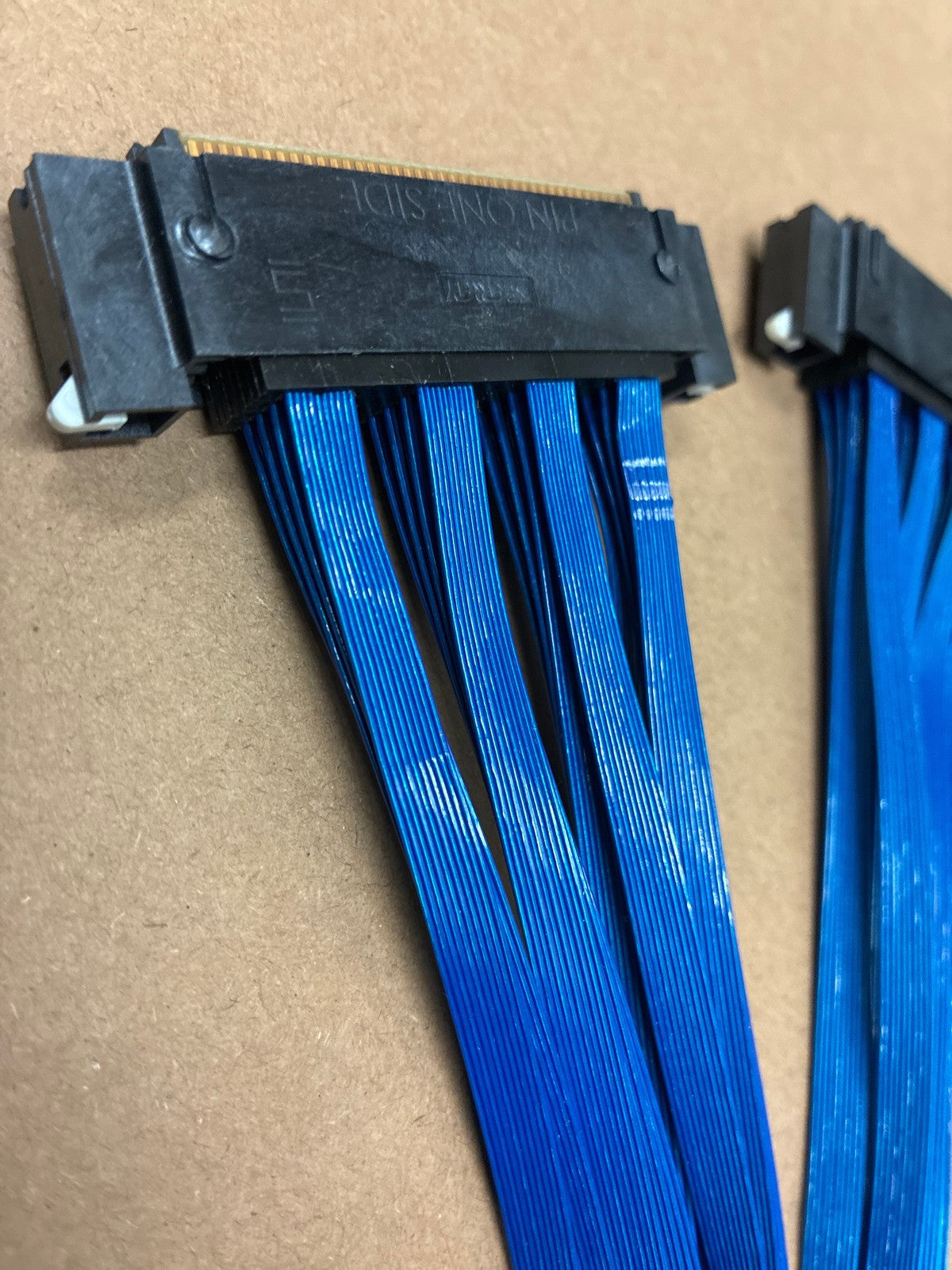 🔥 LVDS Ribbon Cable HDR-206213-01-SEAC Blue Flat Board-to-Board Connector