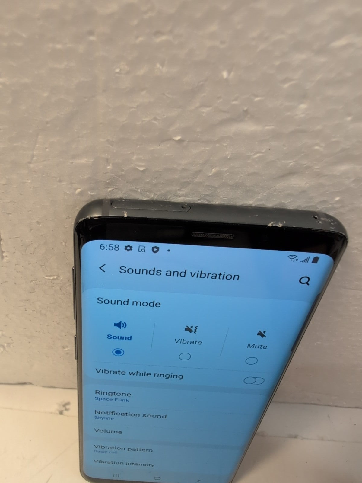 🔥 Samsung Galaxy S9 Android 5.8"  Black  4GB+64GB (Back Cracked) -