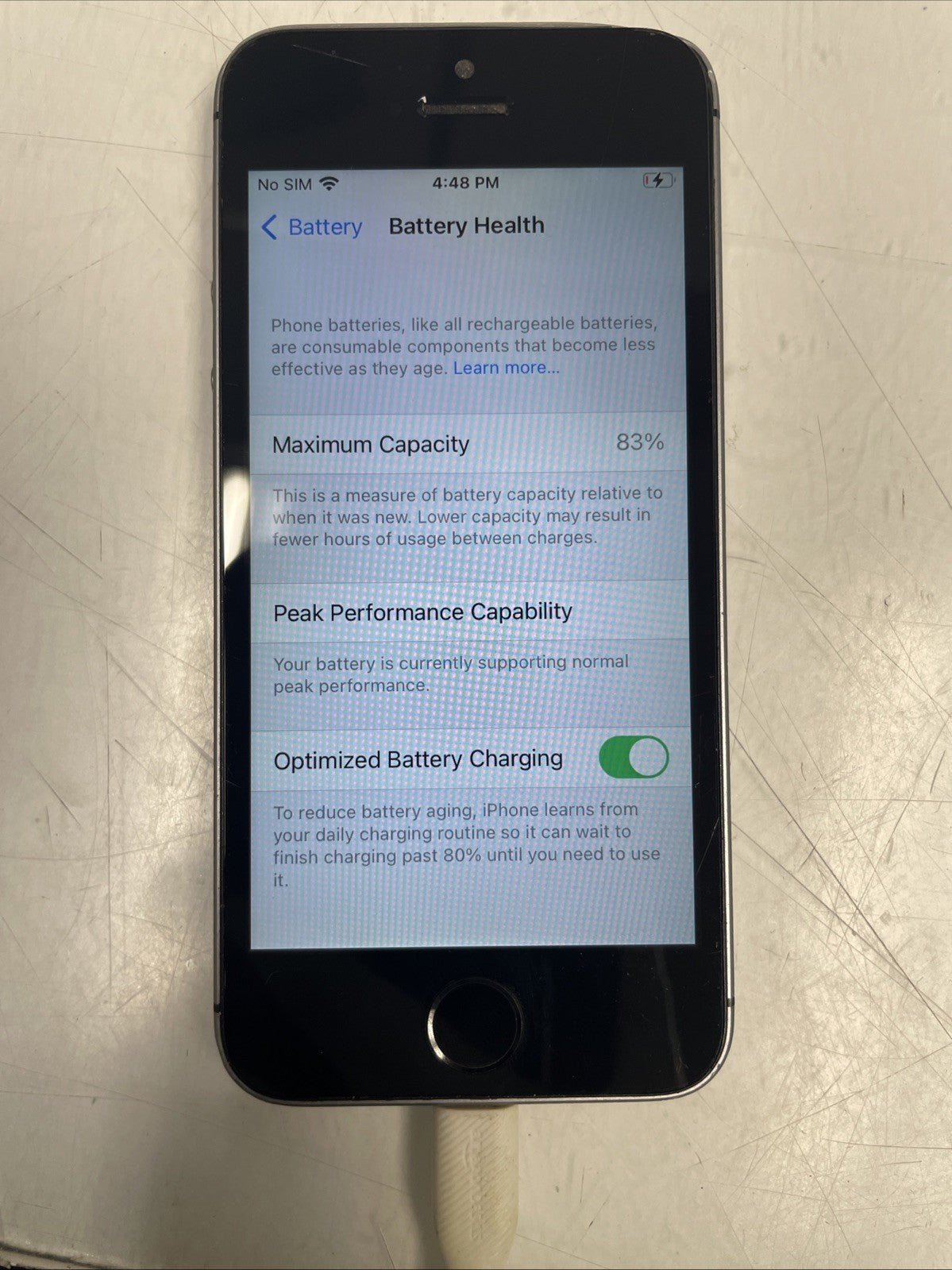 🔥Unlocked Iphone SE 32G Scratched Screen Bent Corner 83% BAT Carrier:Telus +