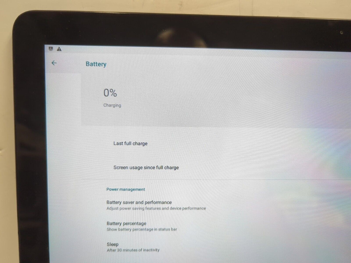 Samsung Galaxy View SM-T670 18.4" Tablet /32GB /  OS 8.1/(Battery Dead,READ) -