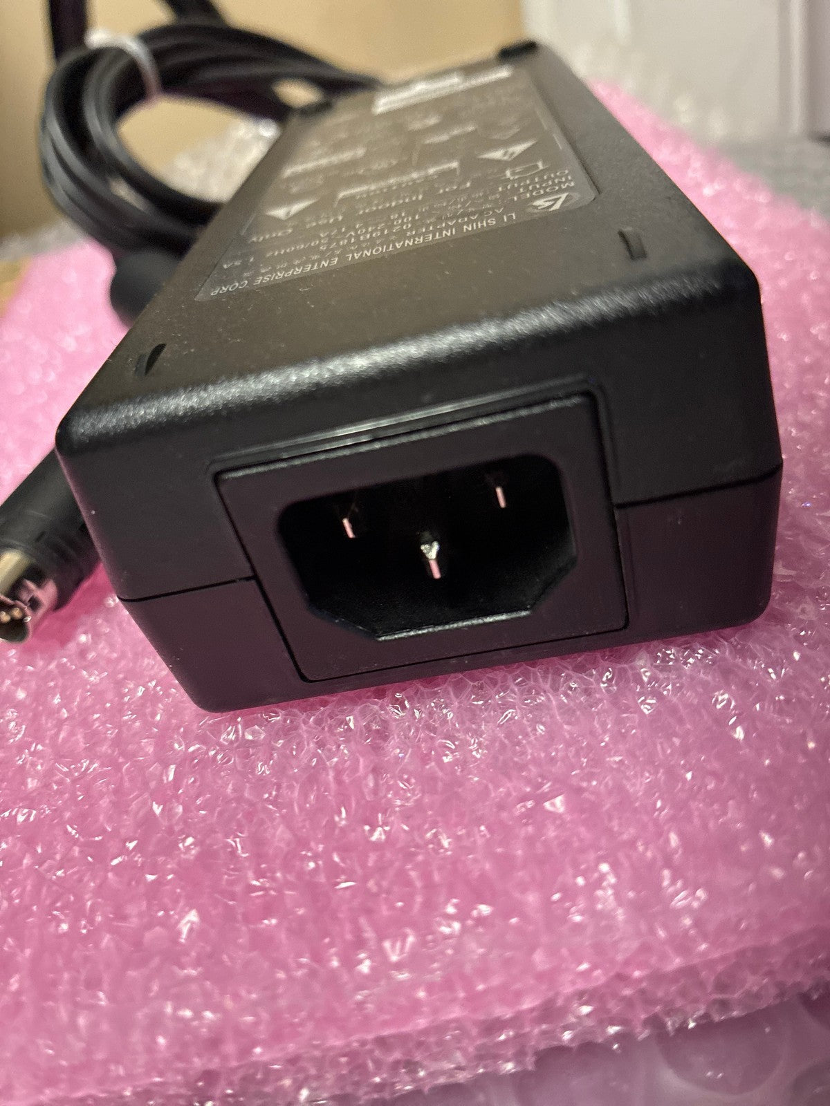 🔥 Li Shin International 0219B1875 AC Adapter 18V 4.17A 75W 4-Pin DIN
