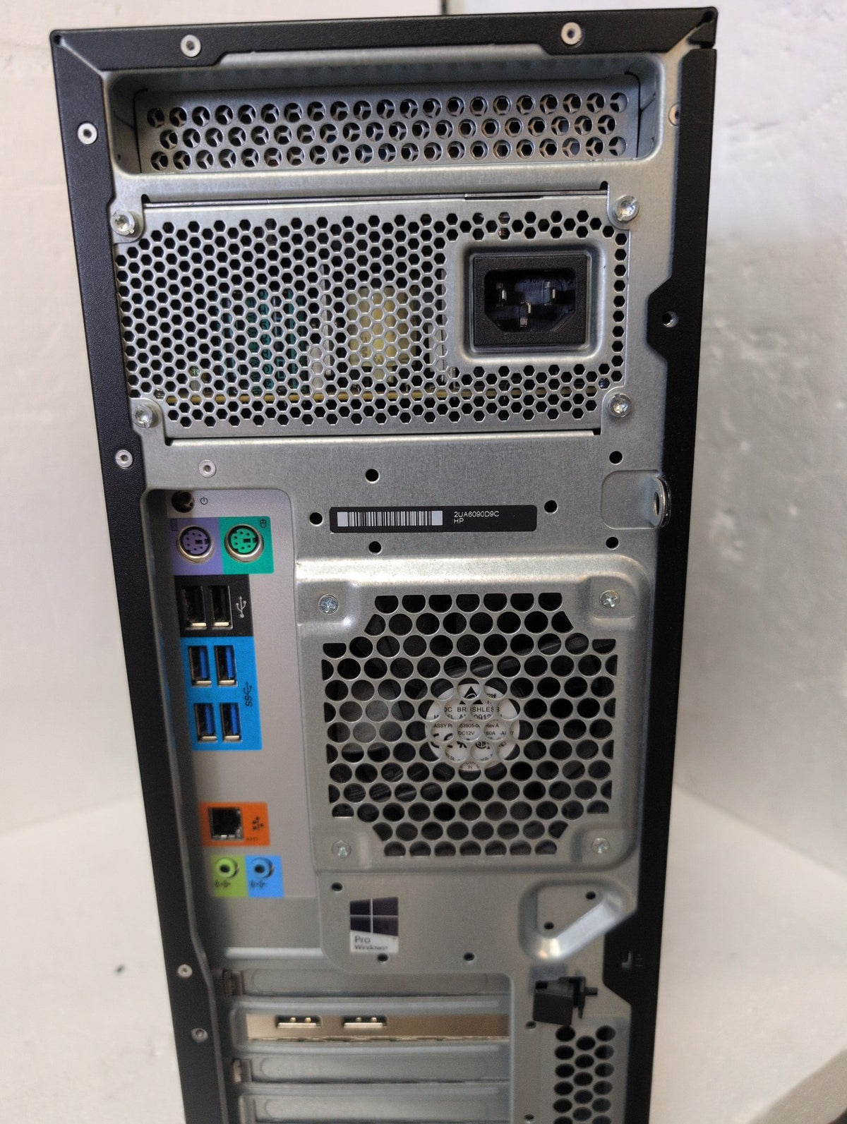 HP Z440 Workstation F1M49UT#ABA Xeon E5-1620 v3 16GB RAM 1TB HDD Win 11 Pro -