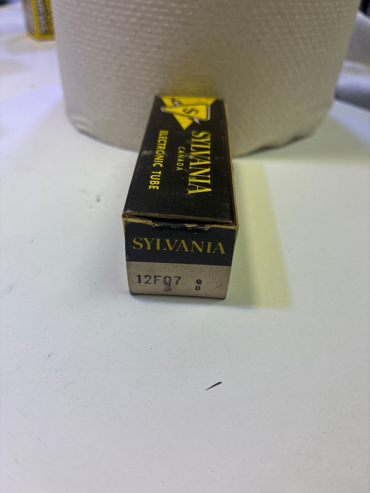 🔥 Sylvania 12FQ7 Vacuum Tube NOS Sylvania Canada Original Box Vintage Audio