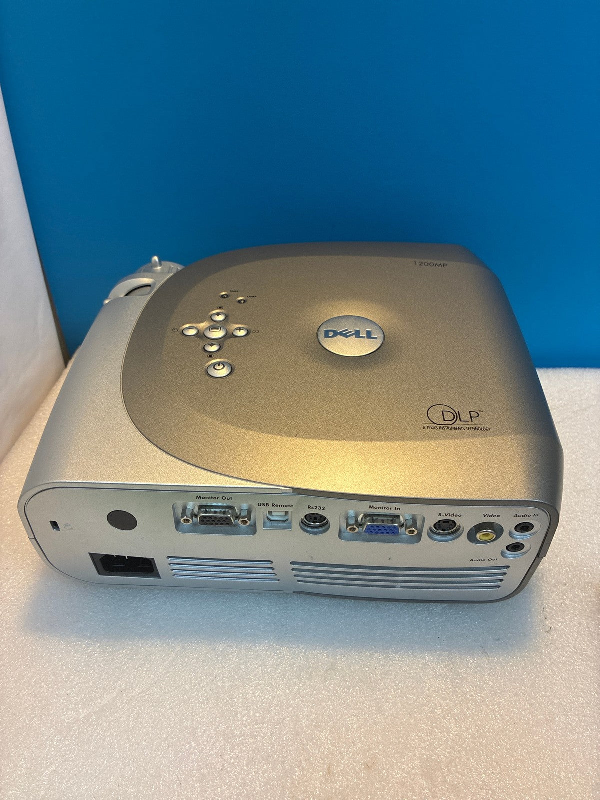 🔥 Dell 1200MP DLP Front Projector - VGA S-Video RS232 USB Remote Tested