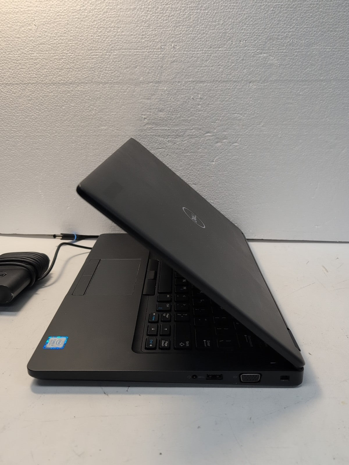 🔥 Dell Latitude 5490 14" Laptop i7-8650U 1.90GHz/ 16GB RAM 512GB NVMe/ Win 11 -