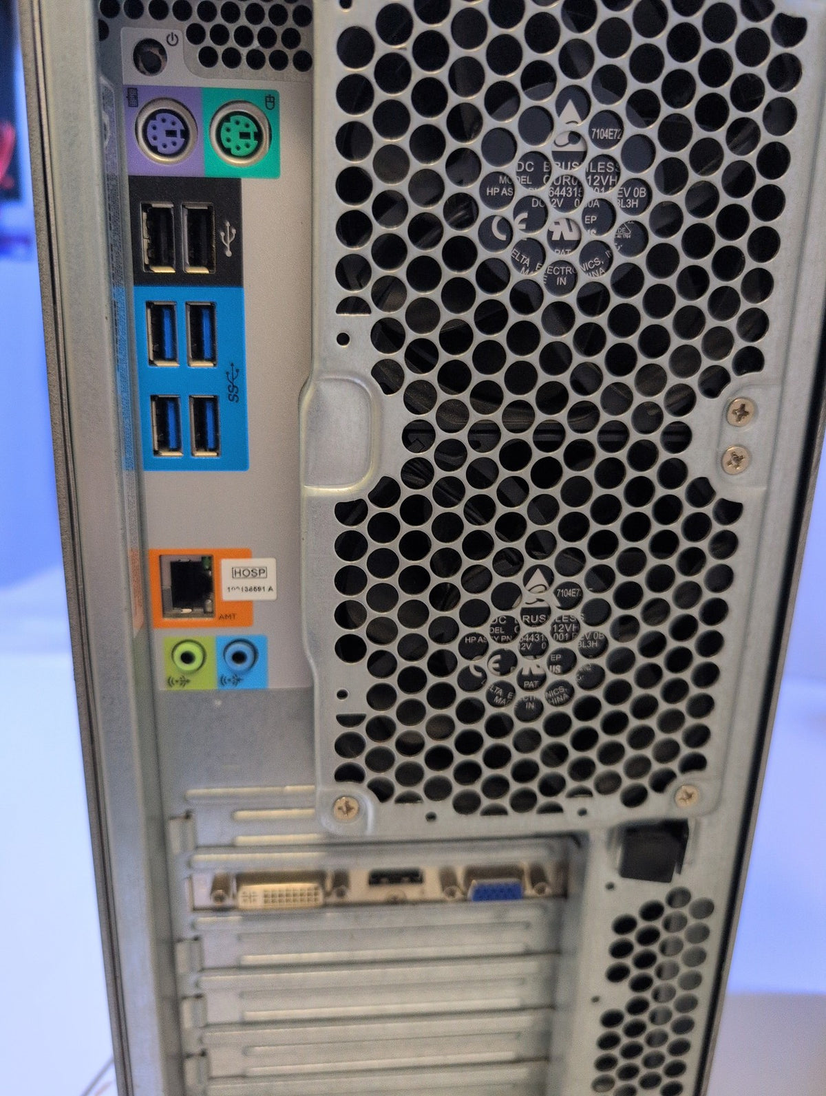 HP Z640 Workstation Intel Xeon E5-2630 v3 16GB RAM 1TB HDD Win 11 Pro -