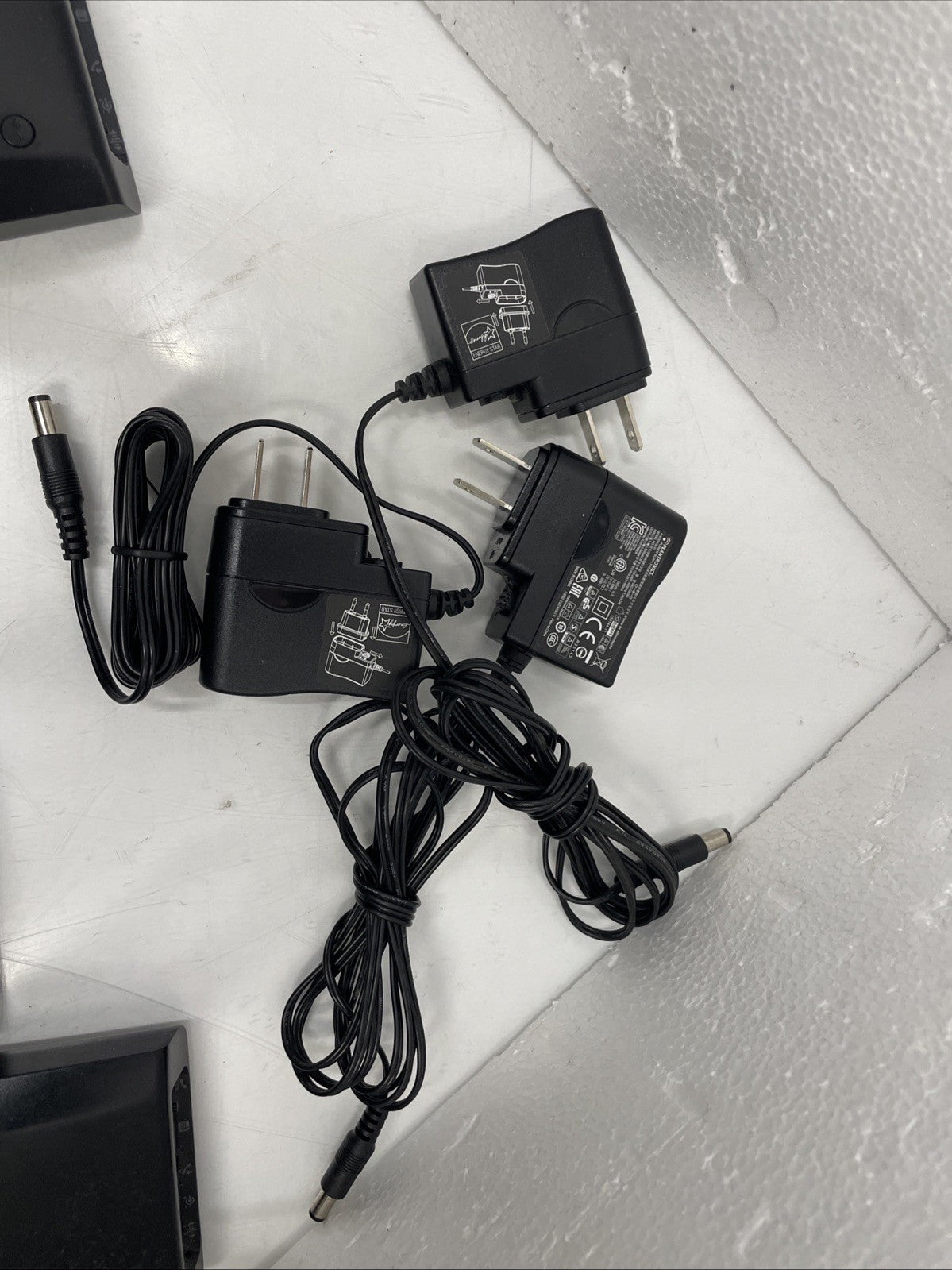 4X Plantronics C054 Headset Charging Base w Phone and 3X AC +