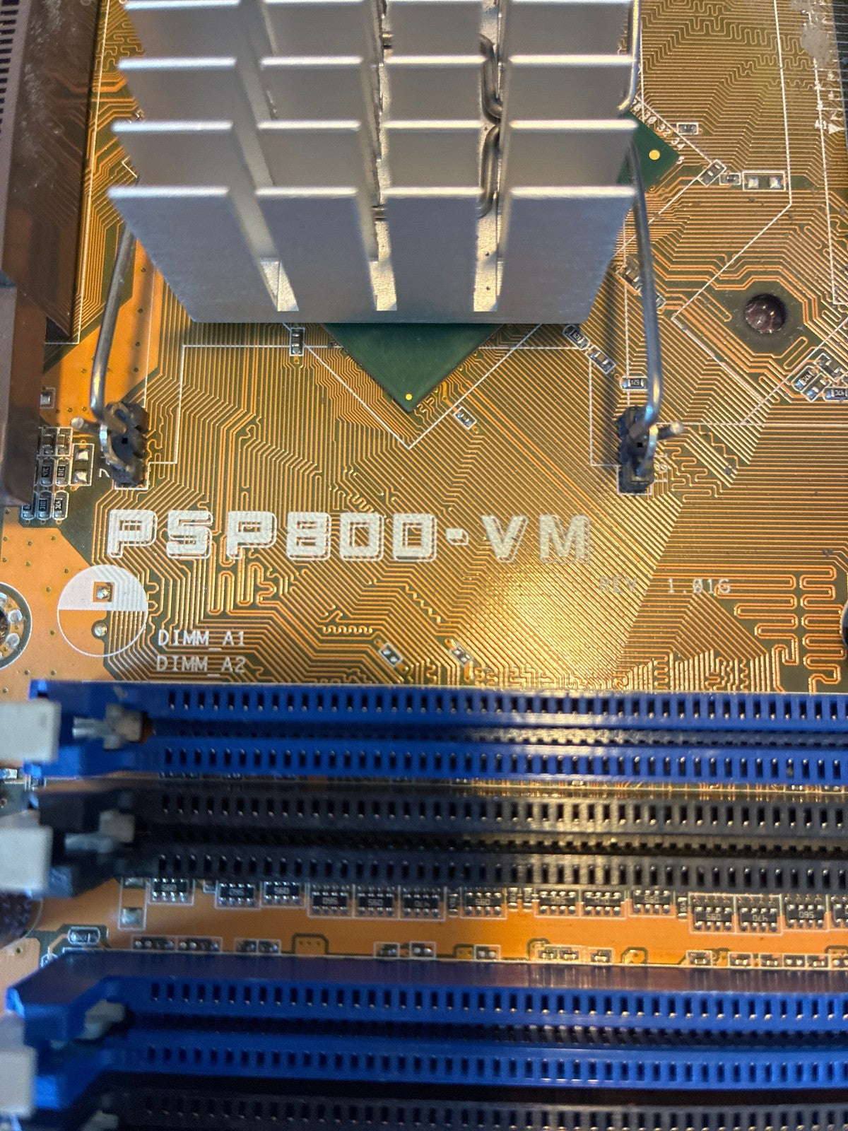 🔥 ASUS PSP800-VM Micro ATX Motherboard LGA775 with Intel Pentium 4 630 CPU