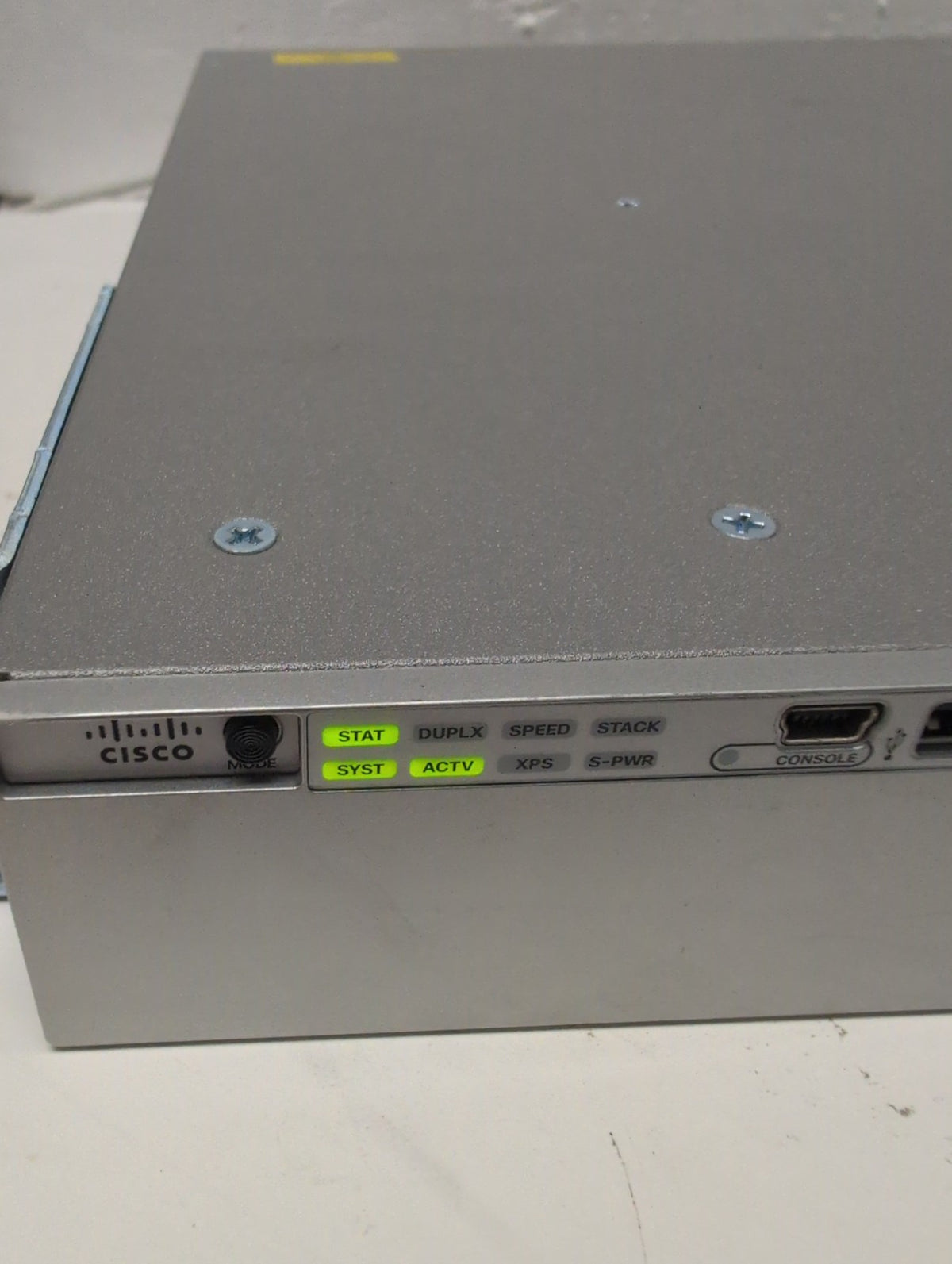🎸 Cisco Catalyst 3850 WS-C3850-24T 24-Port Gigabit Ethernet Switch