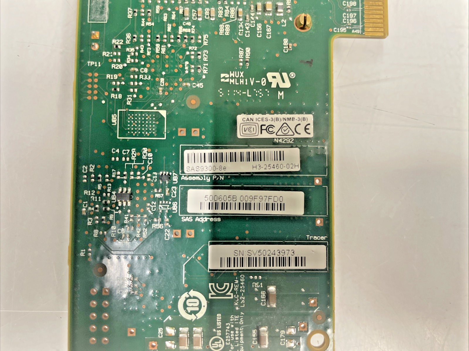 LSI SAS9300-8e  H3-25460-02H HBA Host bUst Adapter High Profile  +