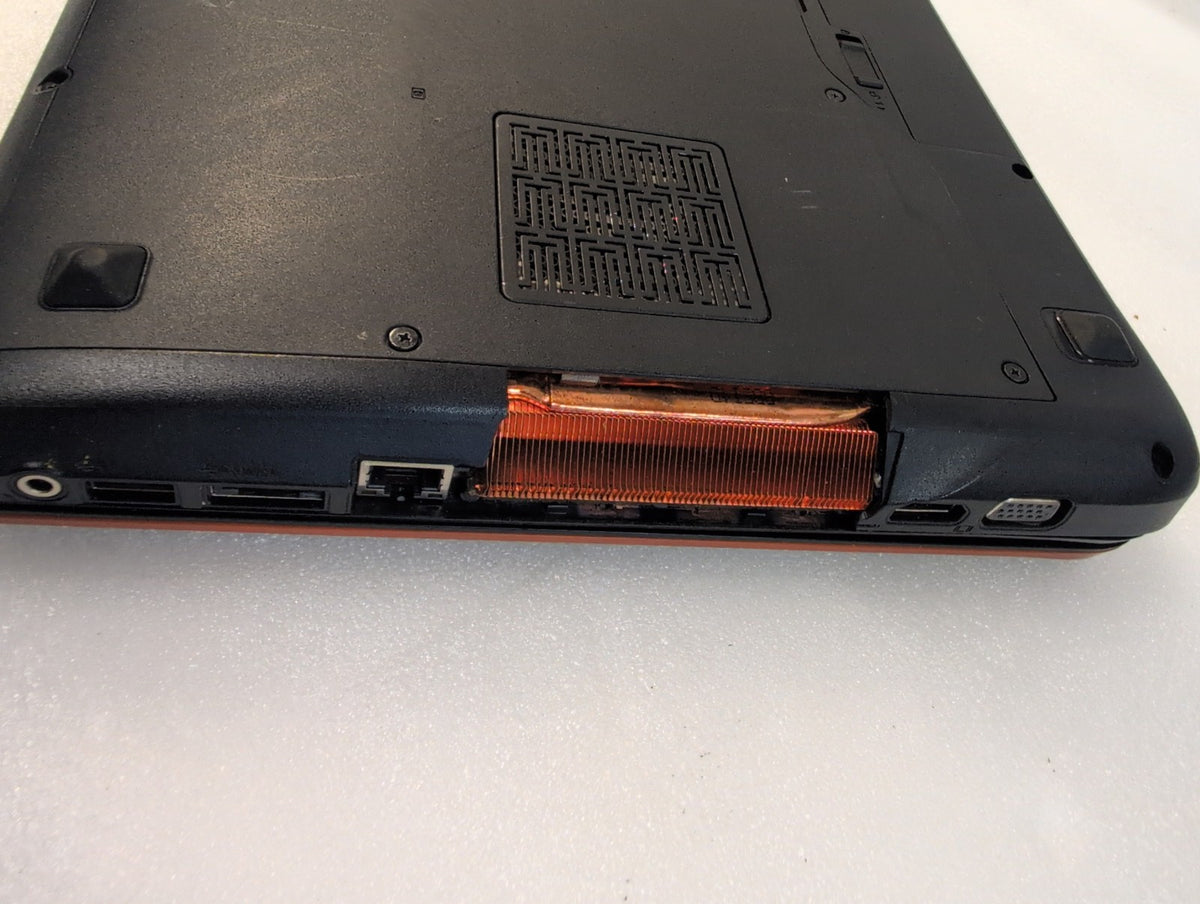 🎸 Lenovo IdeaPad Y570 15.6" Laptop i7-2670QM CPU/4GB/750GB HDD/WINXP  (READ)
