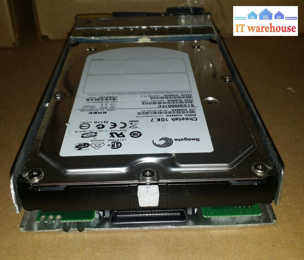 5x NetApp DS14MK2 Seagate 10k.7 300GB FC MK4 ST330007FC 9X1004-138 NA01 w/ Tray
