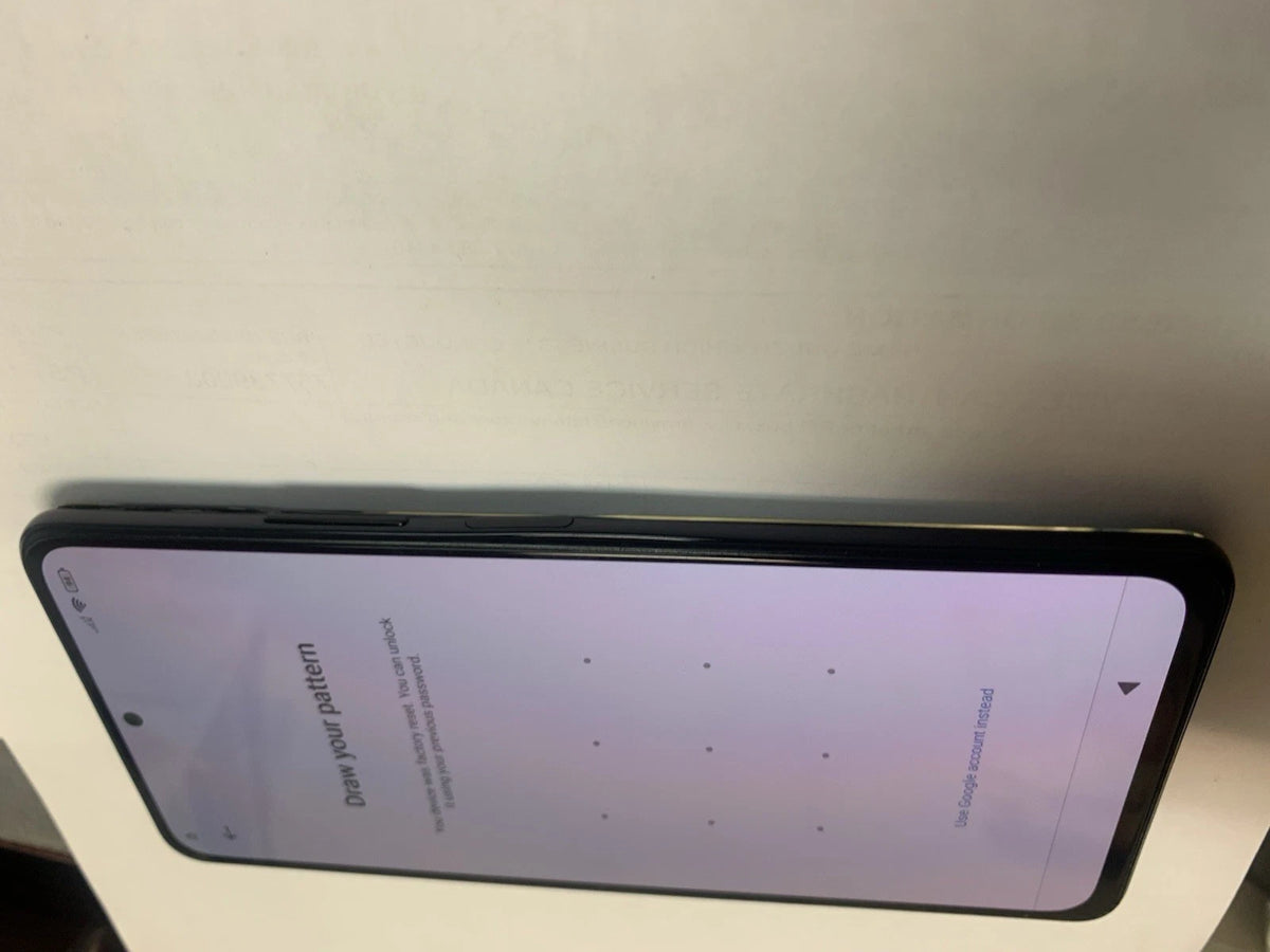 Xiaomi MIUI 13  Cell phone for technician only
