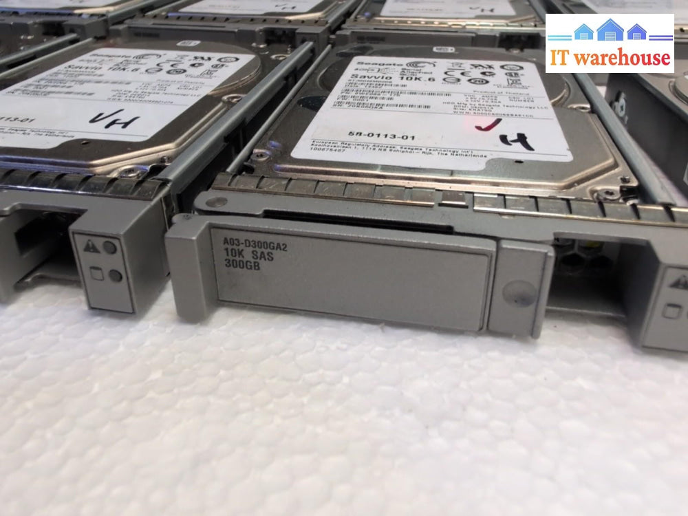 8x Seagate ST300MM0006 300 GB SAS 2.5"  Server HDD W/Caddy A03-D300GA2 Tested -