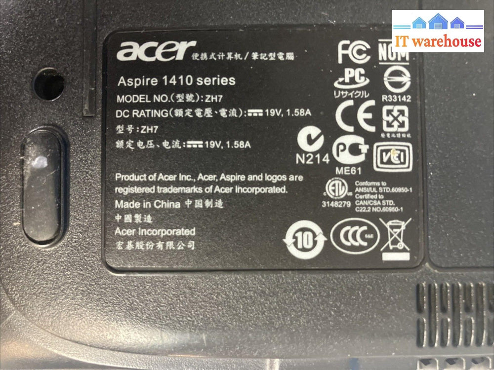 Acer Aspire 1410 14" Laptop Intel Core 2 CPU, 3GB RAM, 250GB HDD (Bad Battery) ~