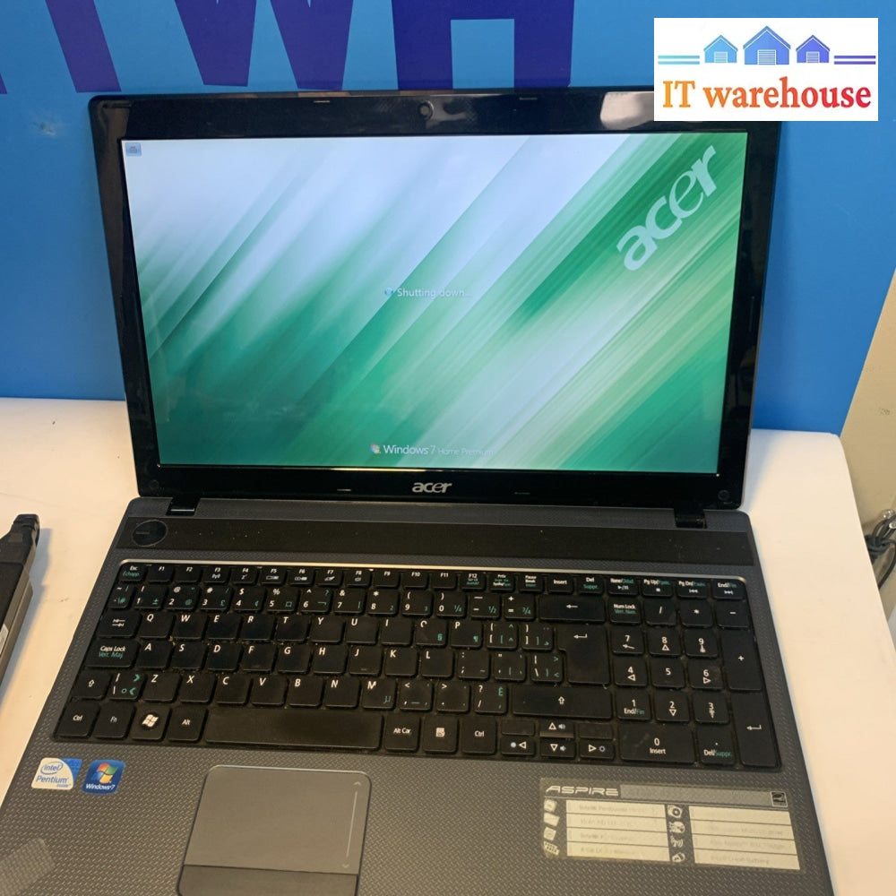 Acer Aspire 5733Z 15.6” Intel Pentium Laptop Windows 7 With Charger