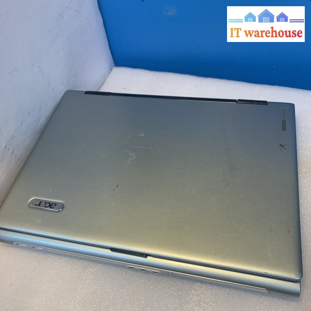 Acer TravelMate 2420 PM 1.7GHZ 1.5GB Ram 120GB HD Windows XP Pro SP3