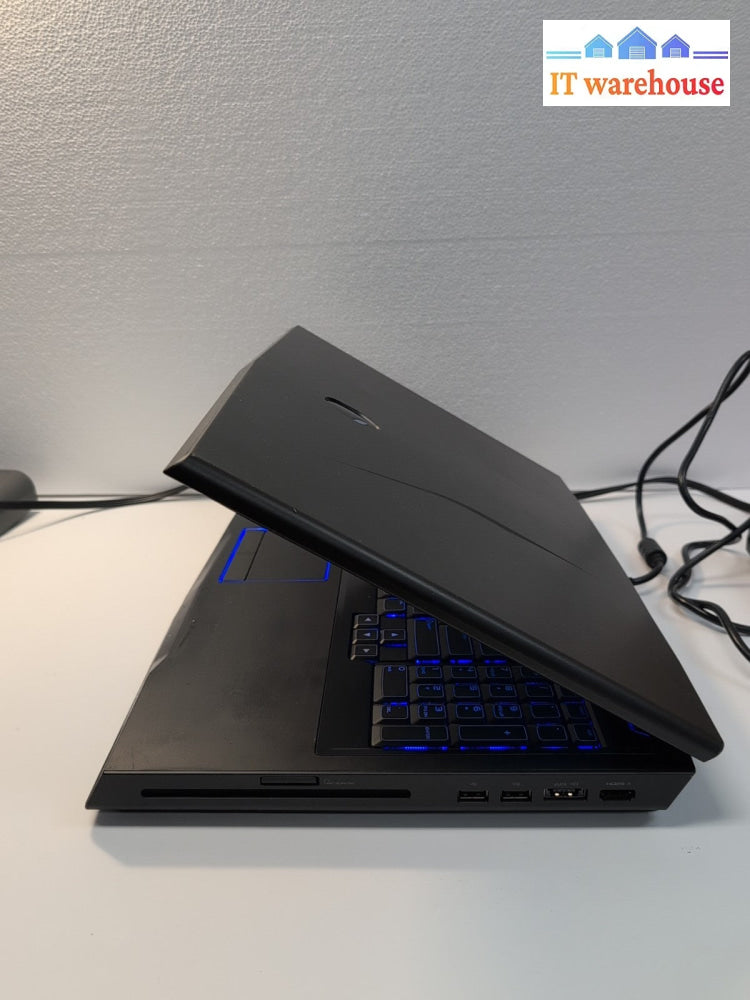 Alienware M17X 17. 3" Gaming Laptop i7-2760QM/16GB/ 480G SSD/Radeon 6900M/Win10-
