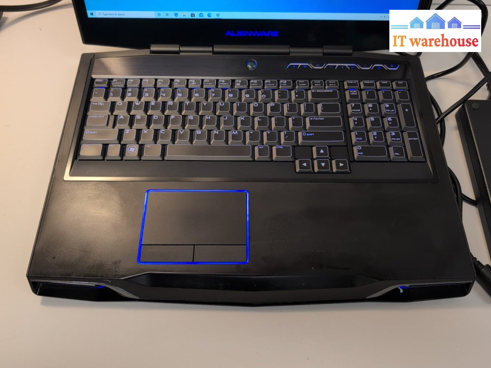 Alienware M17X 17. 3" Gaming Laptop i7-2760QM/16GB/ 480G SSD/Radeon 6900M/Win10-