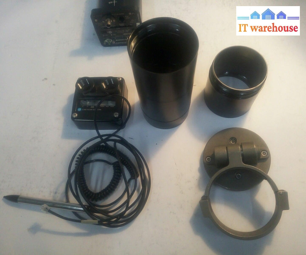 * ALLEN BRADLEY 2802-CAM1 LINE SCAN CAMERA WITH ACCESSORIES