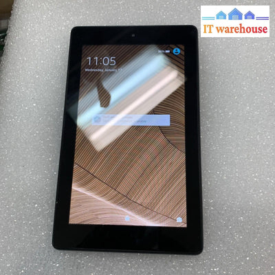 Amazon Kindle Fire 7 7th Generation SR043KL 8GB reader